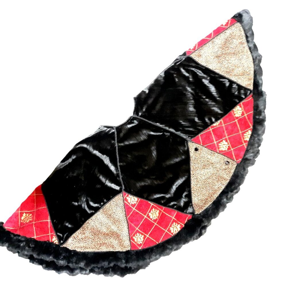 Villa Bacci Faux Fur & Patterned Fabric Tree Skirt 52"